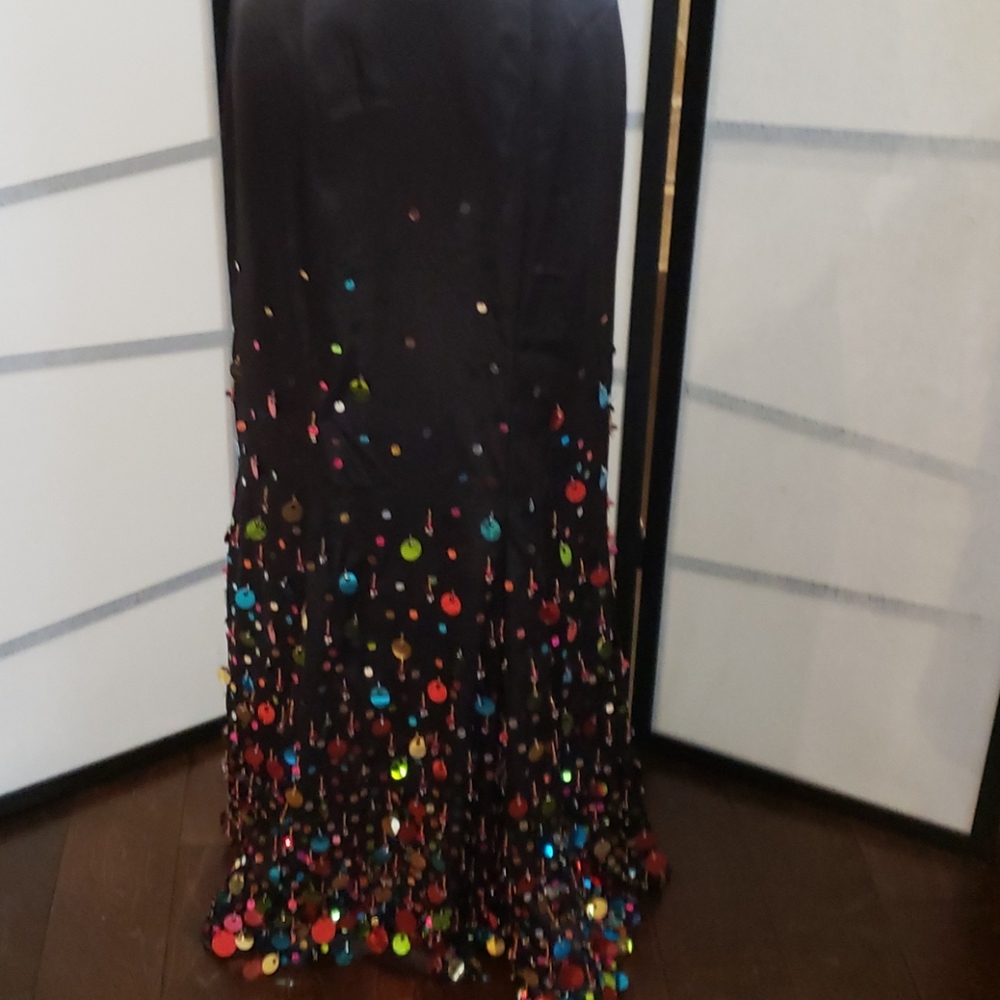 Dress - Picture 3 of 8